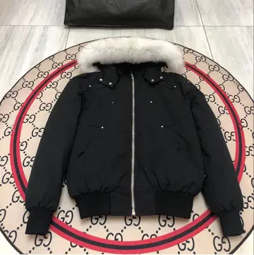 Moose Knuckles 블랙 다운 자켓 S/P