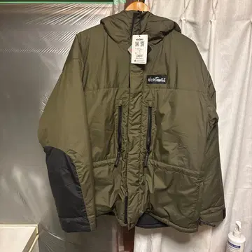 미사용 새상품 정가 42900엔 WILD THINGS 다크론 샤모니 M