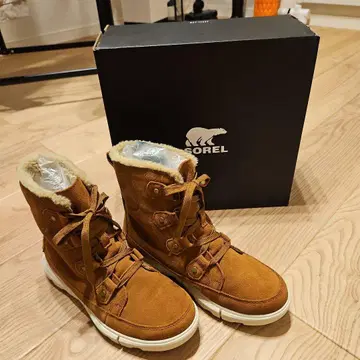 SOREL 방수 스웨이드 퍼 부츠