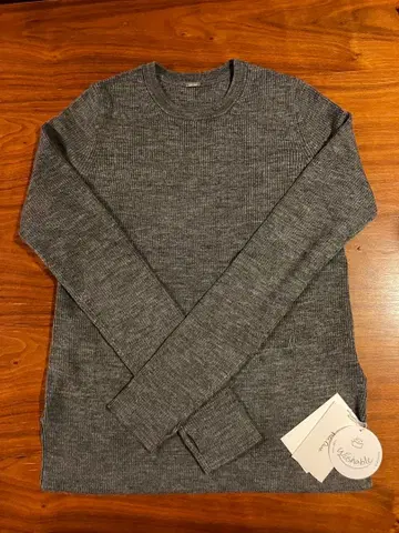 [미사용 새상품] Mira Owen 쿨넥 리브 니트 풀오버 M 사이즈