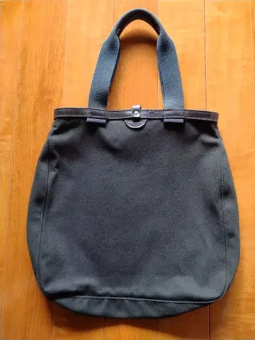 BRADY TOTE BAG