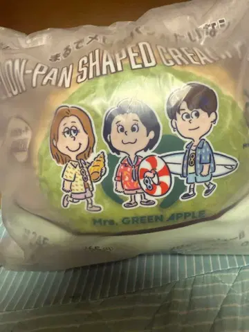 미세스 그린애플 멜론빵형 쿠션 로손 콜라보