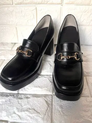 거의 새 상품 높은 힐 로퍼 비드 로퍼 L 사이즈 인기 블랙