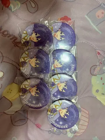 나나모리. 캔뱃지 묶음 판매