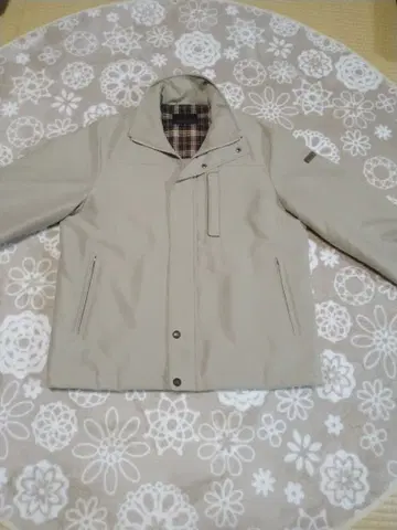 베이지 스텐카라 코트 체크 안감