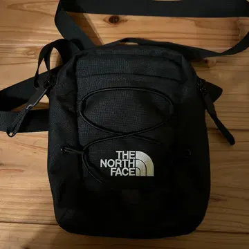 THE NORTH FACE 블랙 숄더백