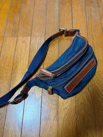 FELISI 페리지 바디백 218