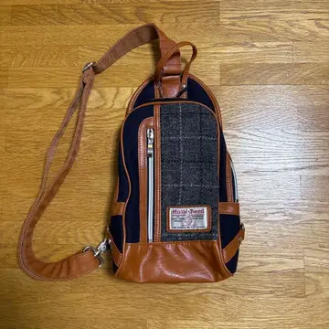 남성용 비기 해리스 트위드 바디백