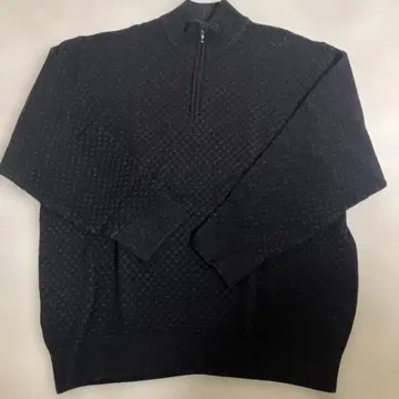 미사용품 INTERMEZZO 신사 스웨터