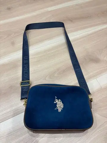 U.S. POLO ASSN. 네이비 숄더백