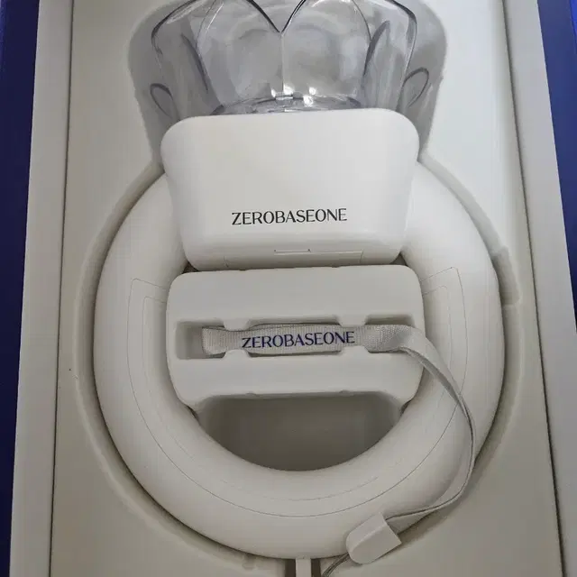 제베원 응원봉 / 로즈링