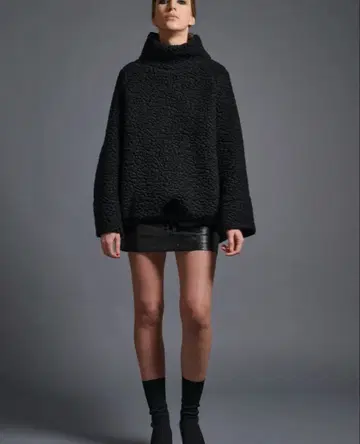 새상품 COGTHEBIGSMOKE 코그더빅스모크 하이넥 보아 풀오버