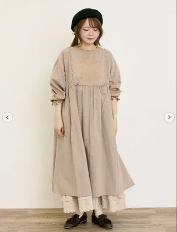 사만사 모스모스 배색 자수 원피스 S