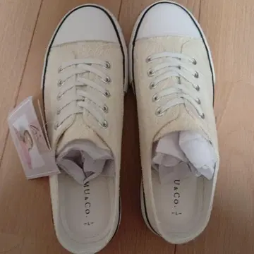 MUMU&CO. 아이보리 스니커즈 발꿈치 없음