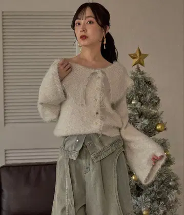 mideal 글리터 와이드 칼라 니트