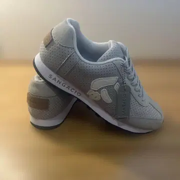 SANGACIO 그레이 스웨이드 스니커즈 미사용품