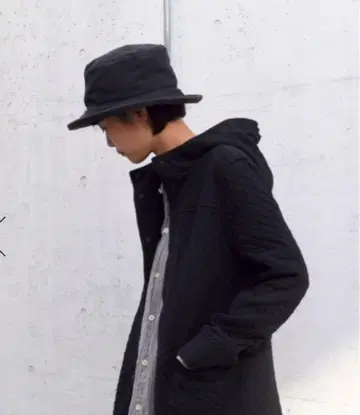 저널 스탠다드 랙 / 아멘 린넨 햇