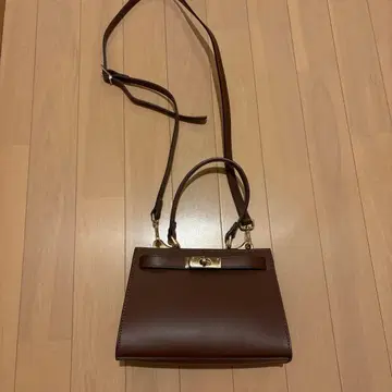 브라운 가죽 숄더백