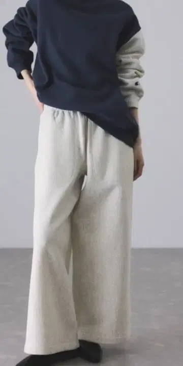 ADAM ET ROPE 별주 맨투맨 와이드 팬츠 챔피온