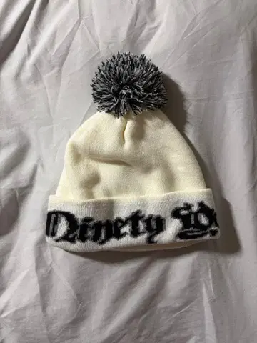 9090 x younger song 니트 모자 비니 신구