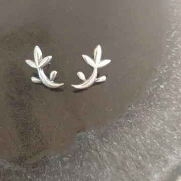 호아킨 베라오 귀걸이 실버