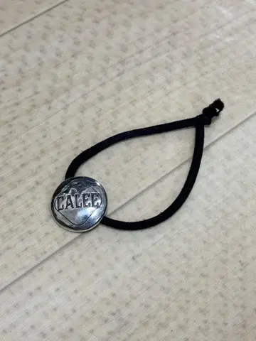 CALEE 실버 콘초 머리끈 팔찌