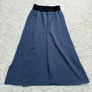 2023년 모델 HYKE 그레이 쉬폰 플레어 스커트 1 S~M 상당