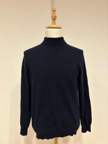 [새상품급] 유니클로 캐시미어 100% 모크넥 스웨터 L 네이비