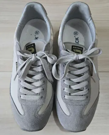 패트릭 베이지 스니커즈