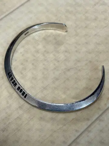 IRON HEART 실버 오픈 뱅글