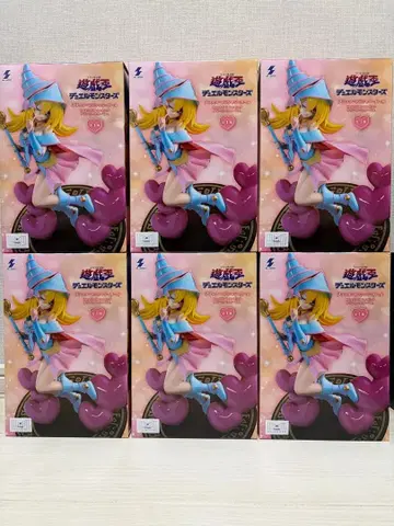 유희왕 듀얼몬스터즈 블랙 매지션 걸 피규어