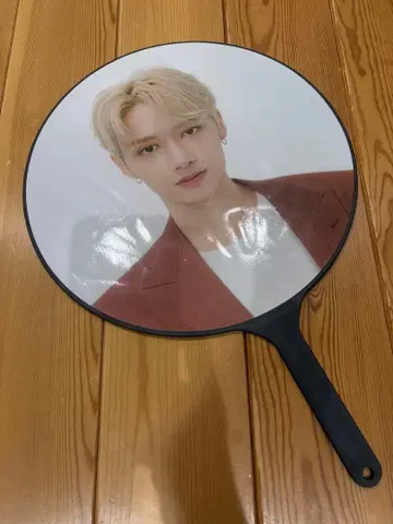 SEVENTEEN JUN 부채