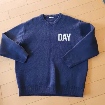 BAYFLOW DAY New York DELIGHTED 스웨터 사이즈 4