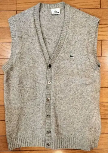 LACOSTE 그레이 V넥 슬리브리스 베스트