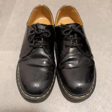 [ 스테디셀러 아이템 ] Dr. Martens 홀 슈즈
