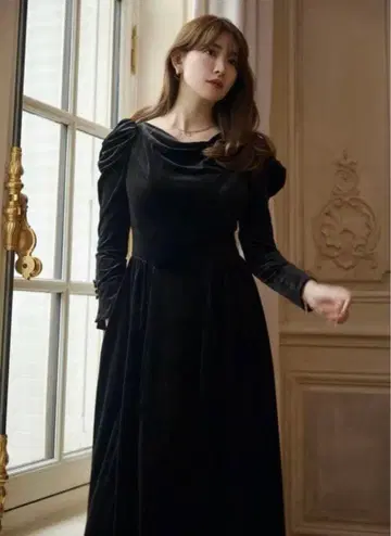 herlipto 2024 Majestic Velour Dress