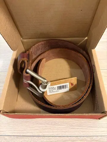 REDWING 레드윙 헤리티지 가죽 벨트 Black Cherry
