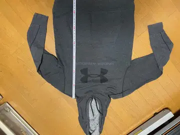 언더아머 후드티