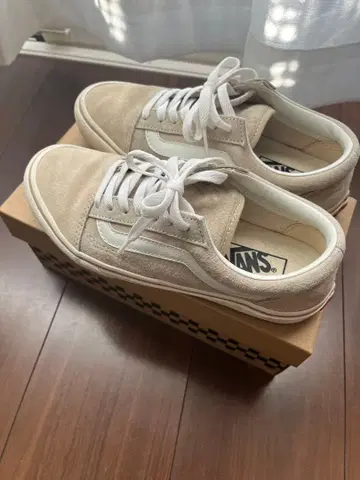 VANS 올드스쿨 스웨이드 베이지 23.5cm 박스 있음