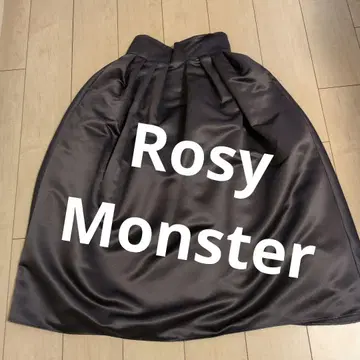 Rosy Monster 블랙 플레어 스커트