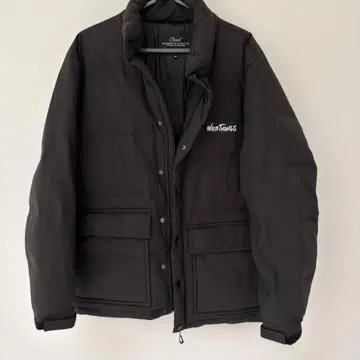 남성용 와일드 띵스 로이 콜라보 다운 자켓 블랙 M 사이즈