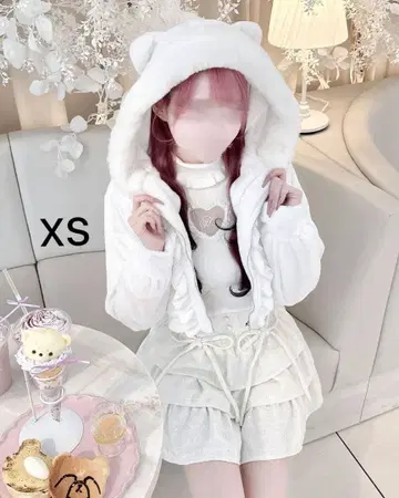 HONEYMEW 비쥬 장식 고양이 귀 복슬복슬 후드티