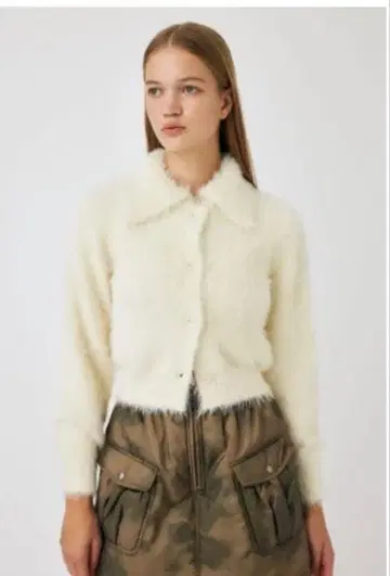 [ 새상품급 ] moussy FEATHER YARN KNIT 셔츠