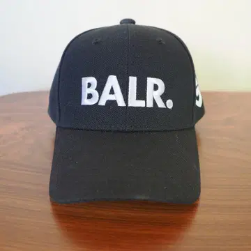 BALR. 감바 오사카 콜라보 캡