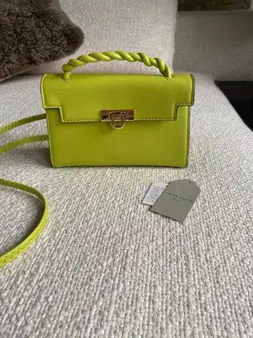 UN BILLION 라임 그린 숄더백