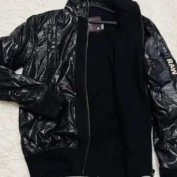 컨디션 최상 지스타 점퍼 L 로고 프린트 블랙