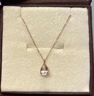 K10YG 모르가나이트 목걸이