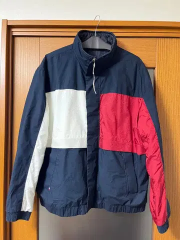 TOMY 리버서블 점퍼 XL