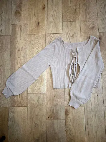 M 사이즈 리본 포함 상의