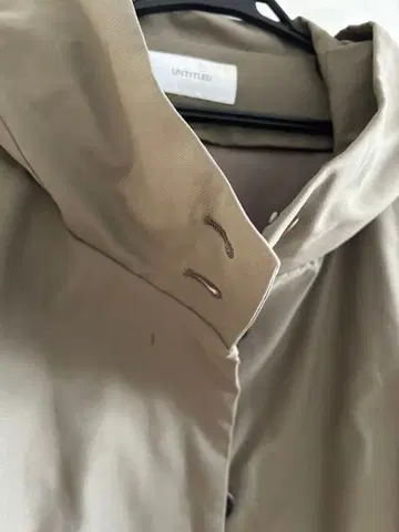 UNTITLED 후드 부착 트렌치코트